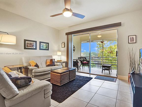 4th image of 5103 NW 35th St APT 610