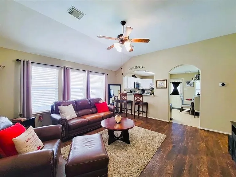 13210 Baron Hill Ln — Photo 20