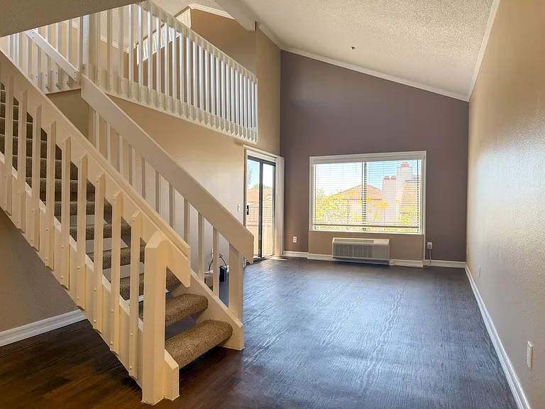 One park Apartments — Photo 32