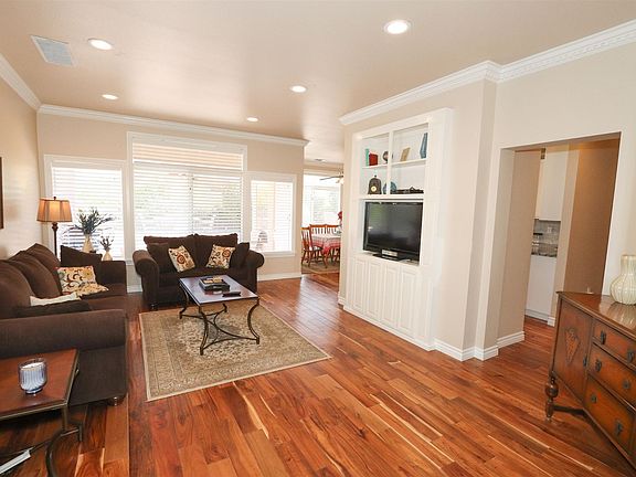 3rd image of 78291 Desert Willow Dr