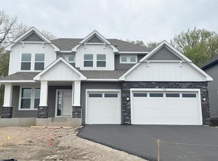 2584 Aspen Ct, Shakopee, MN 55379