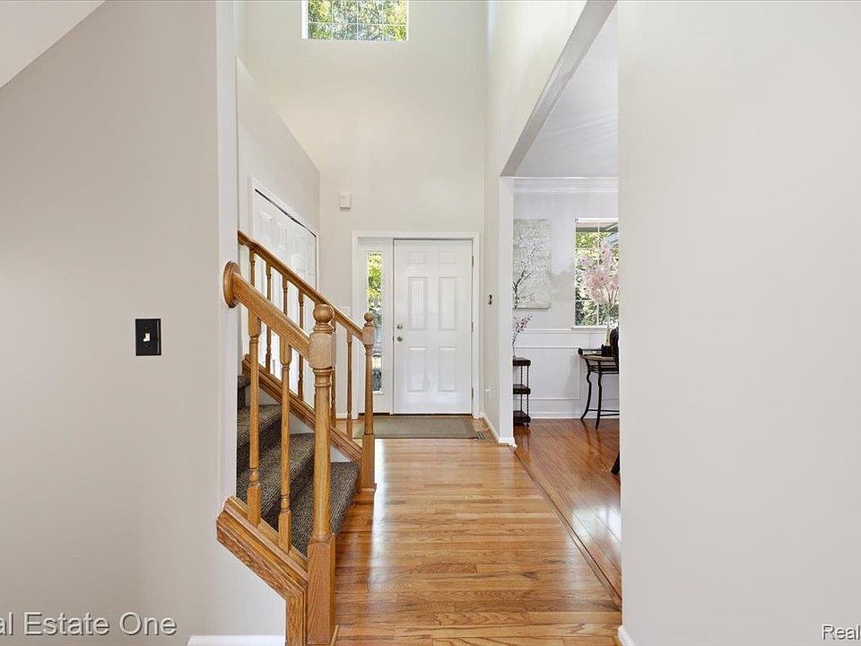 2475 Horace St, photo 7