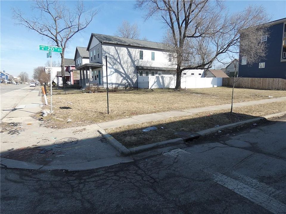 1st image of 2003 N College Ave