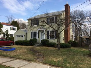 61 Saratoga Ave, Burlington, VT 05408