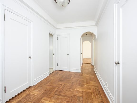 4th image of 327 Central Park W #2E