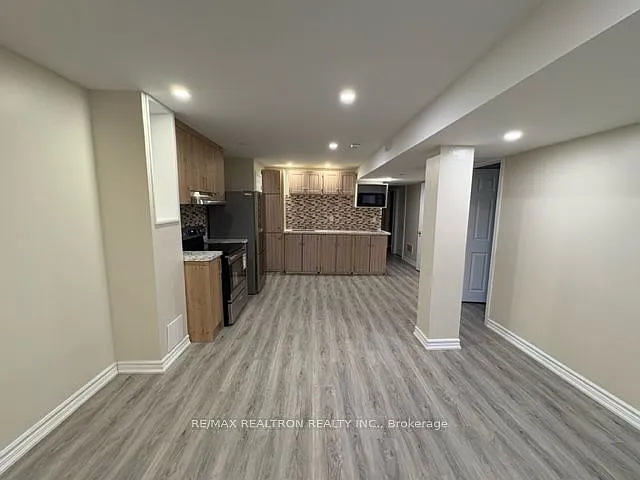 1139 Farmstead Dr #LOWER — Photo 4