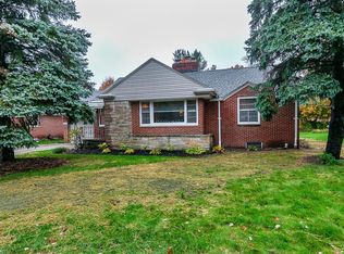 32837 Baldwin Rd, Solon, OH 44139