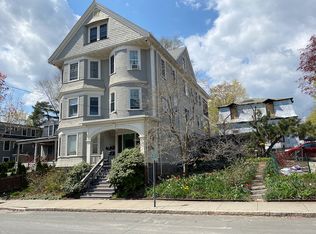 70 Perry St APT 3, Brookline, MA 02446