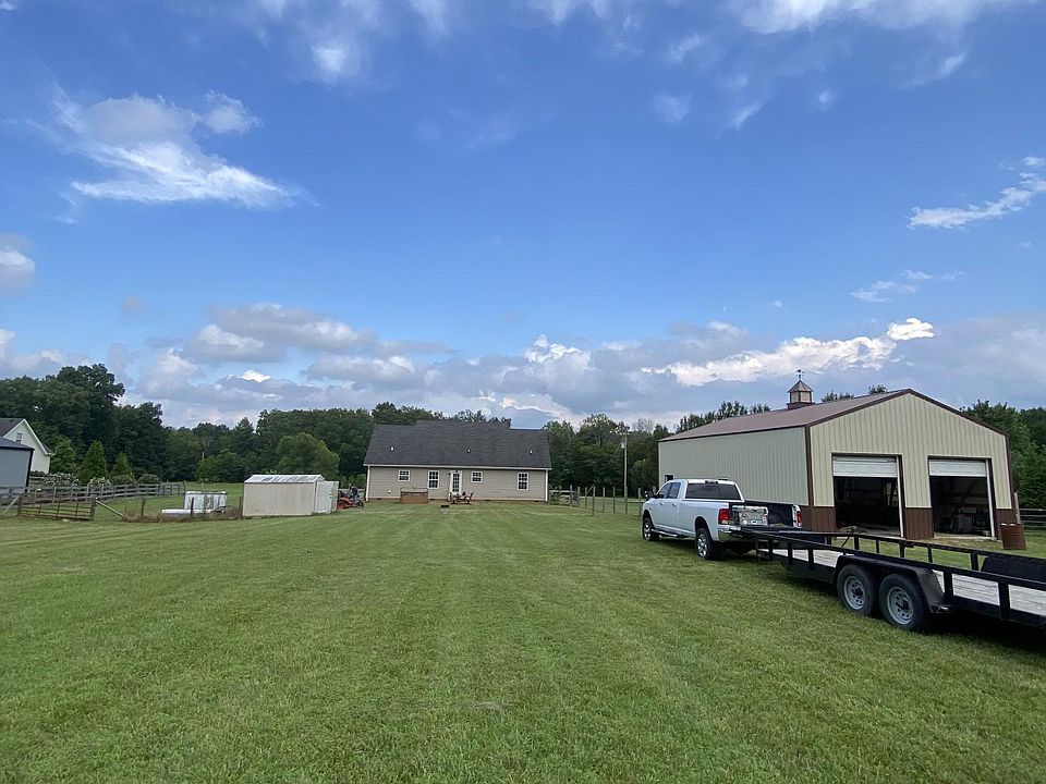 2nd image of 4758 Wildberry Ln
