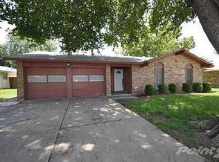 2609 Burningtree Ct, Arlington, TX 76014