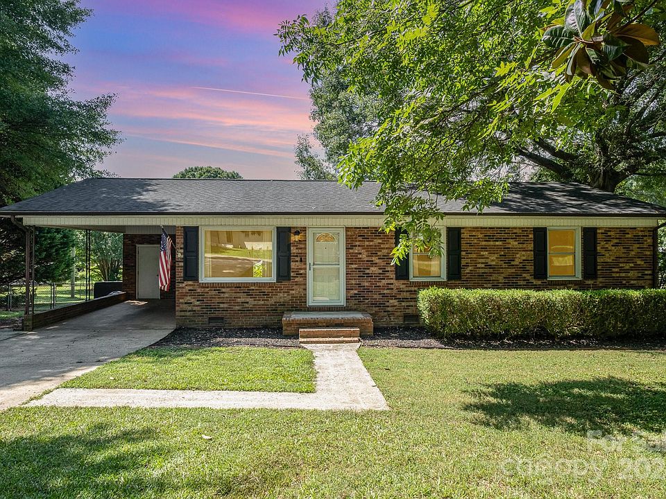 1st image of 125 Midwood Ln