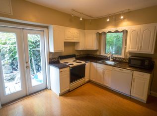 11 Ledgewood Ter, Malden, MA 02148