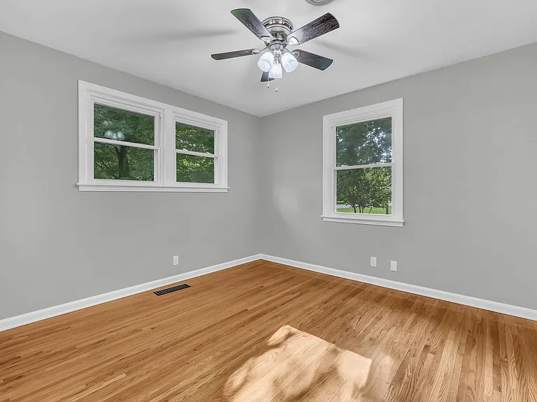 613 Channell Dr — Photo 16