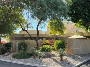 423 E Bradshaw Ln, Palm Springs, CA 92264
