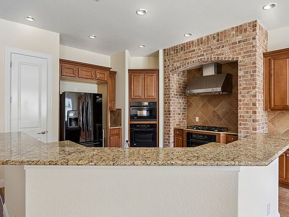 5th image of 6979 Sugartree Ln