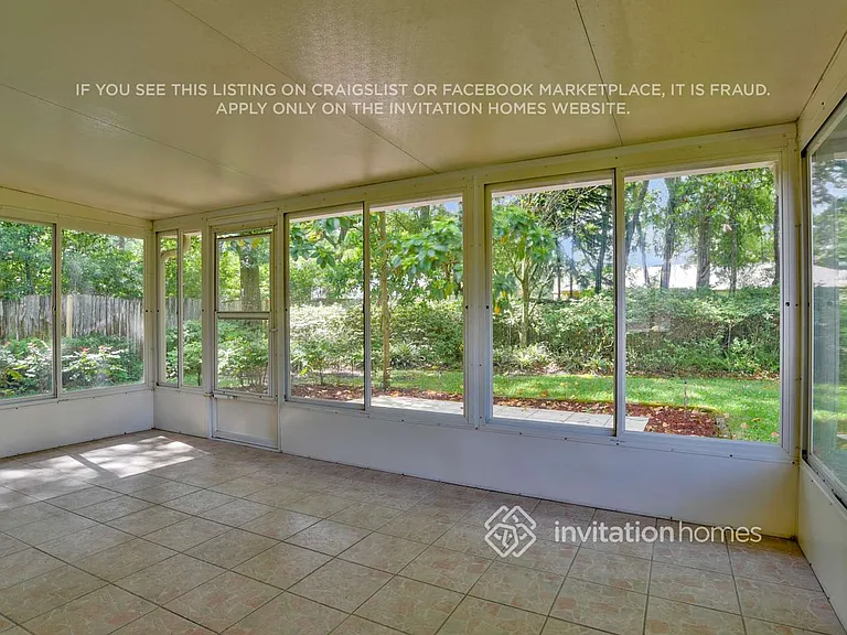 2313 Dunbury Ct — Photo 21