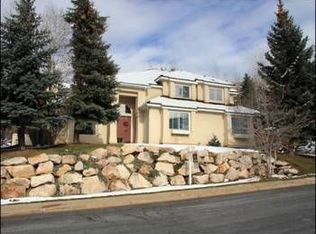 1909 Ridgehill Dr, Bountiful, UT 84010