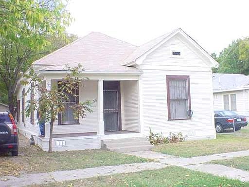 1st image of 423 MUNCEY ST