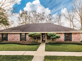 105 Hermitage Ave, Lafayette, LA 70503
