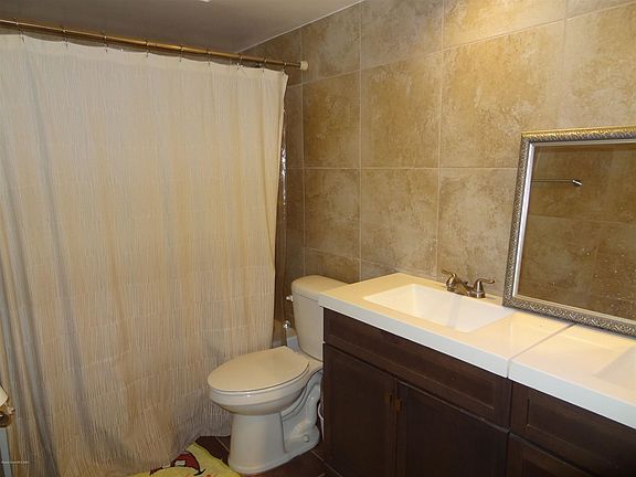 4th image of 1728 Watrous Dr