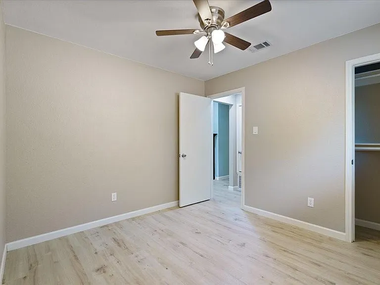 13300 Cowdray Park #B — Photo 20