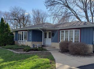 3N760 Broadview Ave, Addison, IL 60101