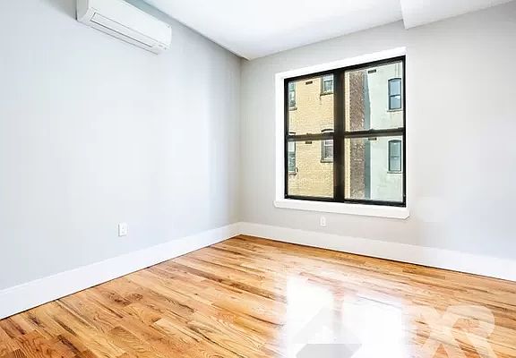 3rd image of 246 Sullivan Pl #C1