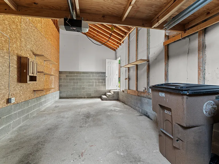 2822 Airwood Dr — Photo 26