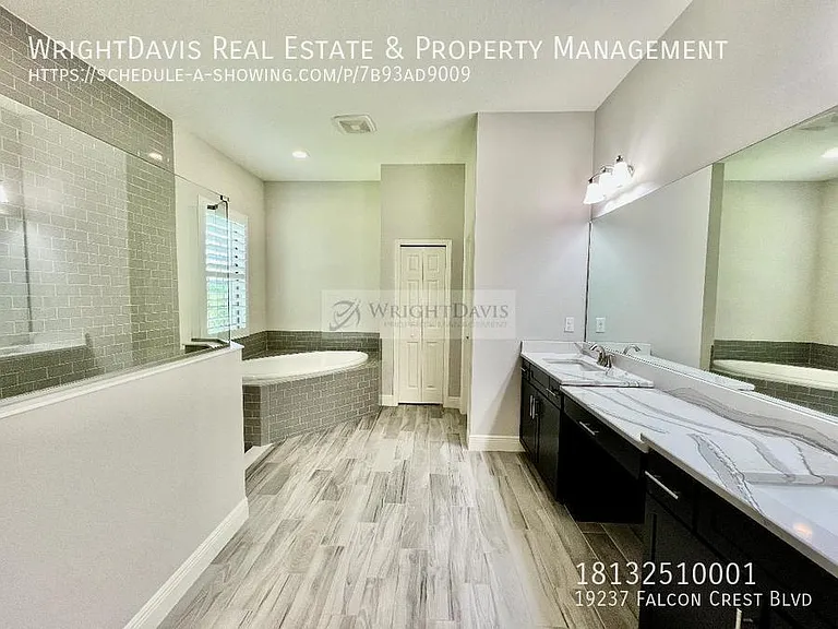 19237 Falcon Crest Blvd — Photo 32