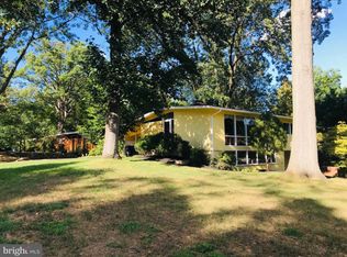 3013 Cedar Hill Rd, Falls Church, VA 22042