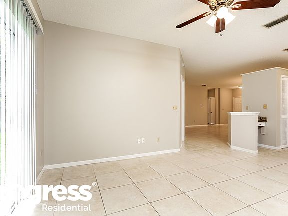 3rd image of 4306 Cloverleaf Pl