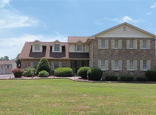 103 Jamesway Rd, Bath, PA 18014