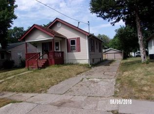 1522 E 21st St, Des Moines, IA 50317