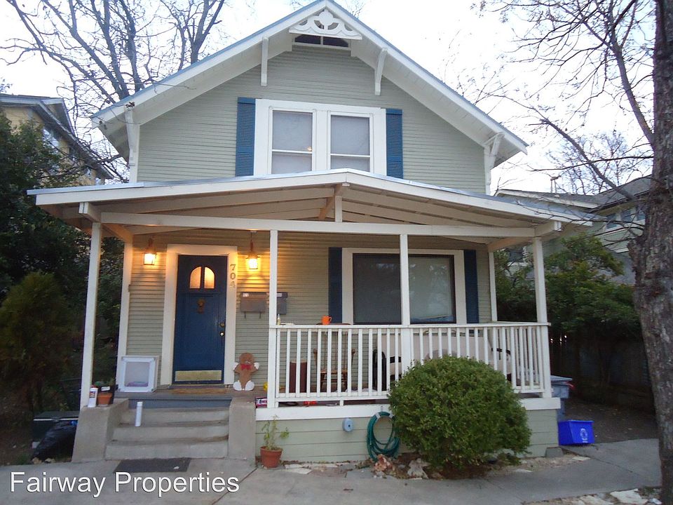 1st image of 704-A Franklin Blvd