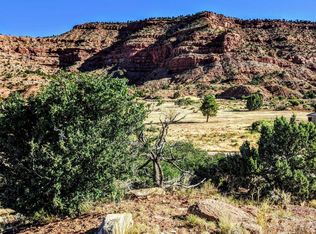 1084 E Country Club Dr, Kanab, UT 84741