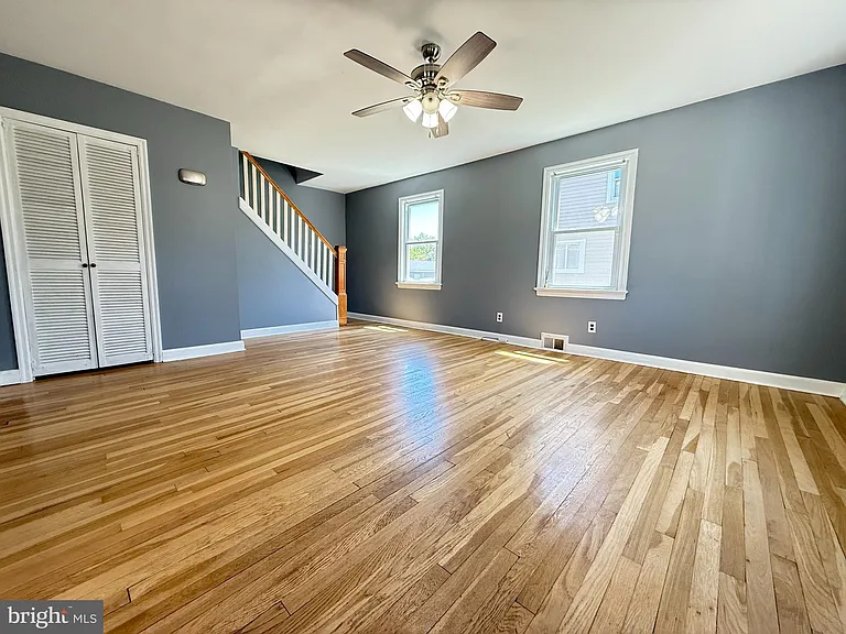 210 Kuser Rd — Photo 9
