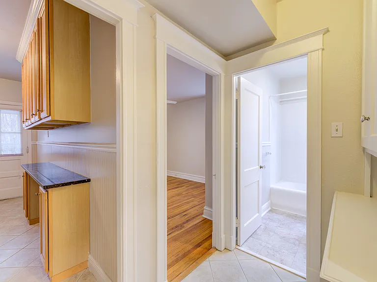 6616 San Bonita Ave #2W — Photo 10