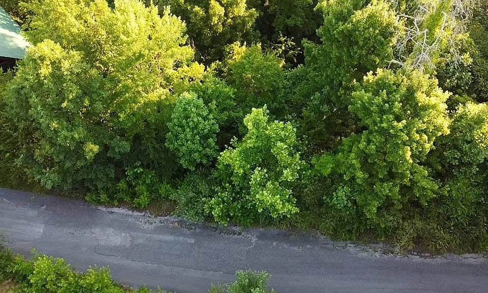 2nd image of 428 Silver Stone Way