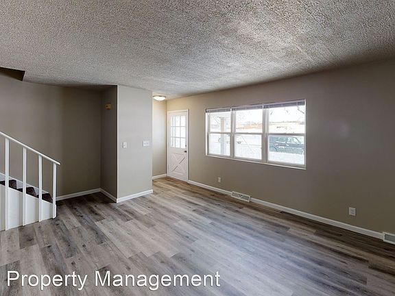 4th image of 419-1704 N Westfield St #427