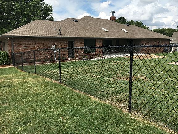 2nd image of 7913 S Waco Ave