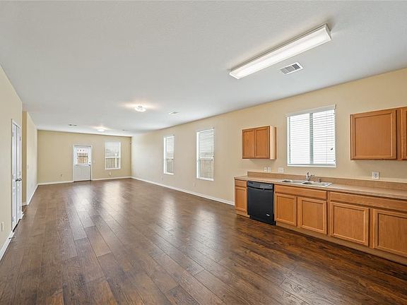 4th image of 1834 Artem Ct