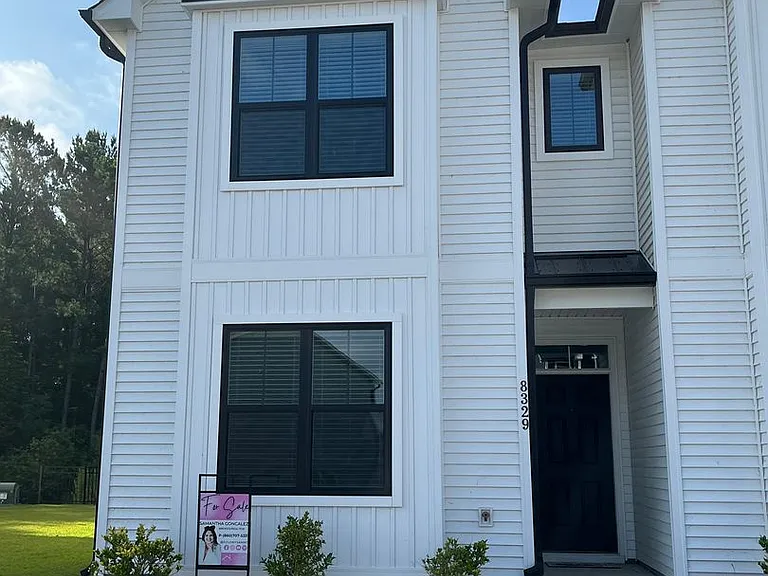 8329 Paramount Point — Photo 2