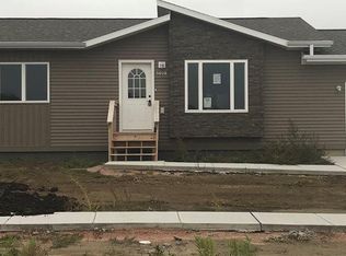 5008 W Manna Grass St, Sioux Falls, SD 57107