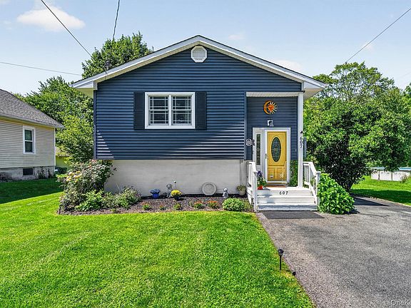 3rd image of 607 Heard Avenue