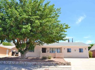 1822 Crescent Dr, Alamogordo, NM 88310