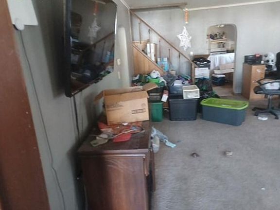 Additional Living Room