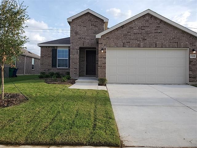 1st image of 1328 Waggoner Dr