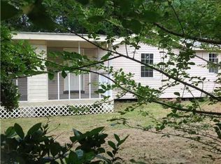 13801 Pinedale St, Moss Point, MS 39562