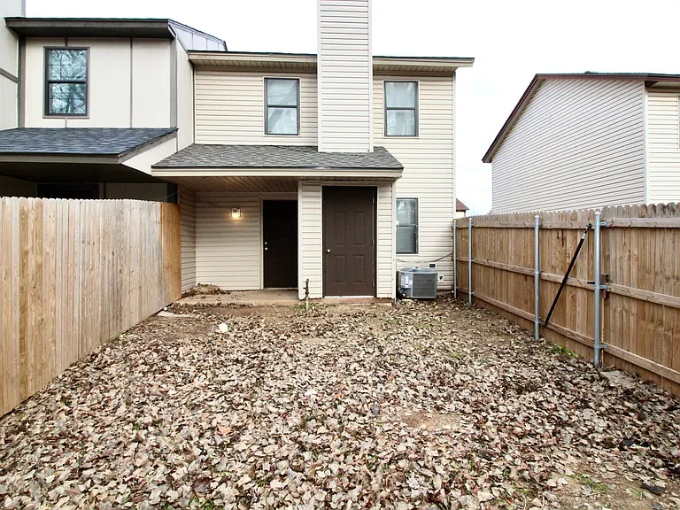 2336 Heatherfield Ln — Photo 27