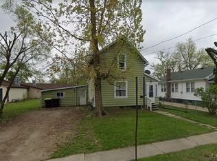 810 E Beecher St, Adrian, MI 49221